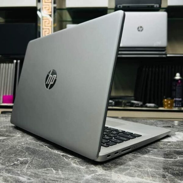 HP Notebook 348 - Image 5